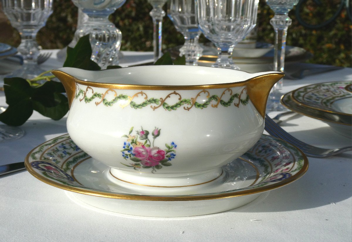 Important Service De Table Porcelaine De Limoges Haviland , Decor Louveciennes Style Marie Antoinette XVIIIe , Sevres Trianon-photo-1