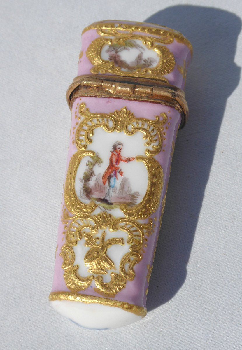 Etui à Parfum En Porcelaine Allemande , Style Louis XV , XVIIIe Siecle , Necessaire , Fiole -photo-3