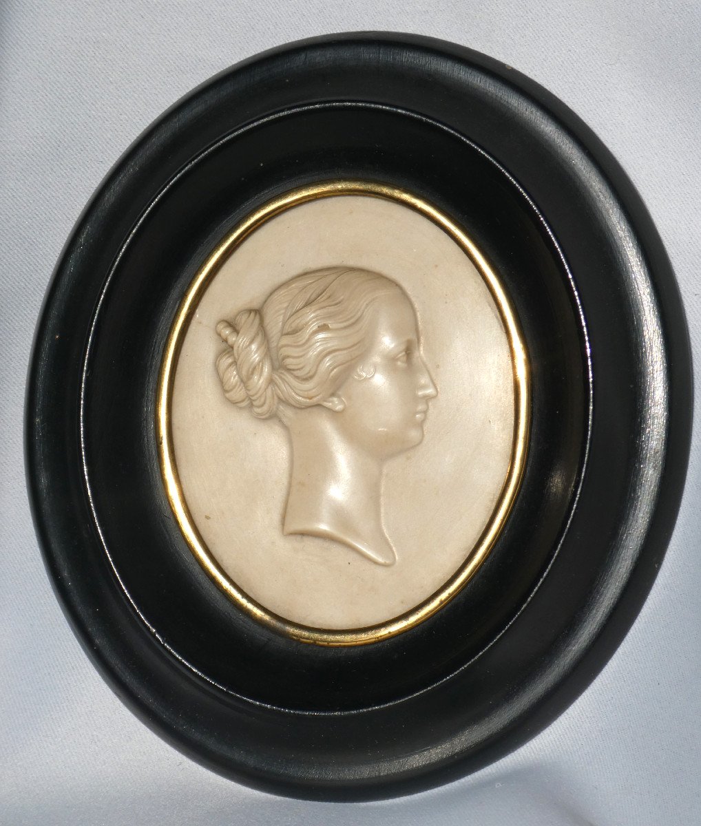 Profile Of Empress Eugenie Napoleon III Period, Limestone Stone, Blackened Frame 19th