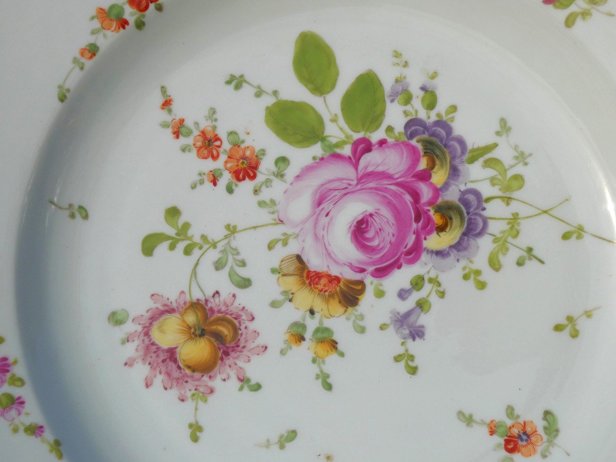 Meissen Style Saxon Porcelain Table Service, Painted Plates Decorated With Flowers 18th Century-photo-4