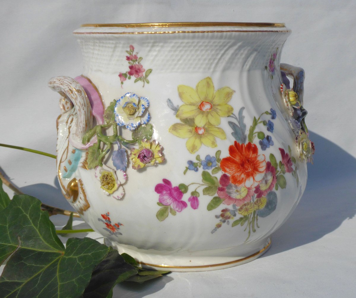 19th Century Saxony Porcelain Planter, Carl Theme Napoleon III Flowers Meissen Style-photo-1