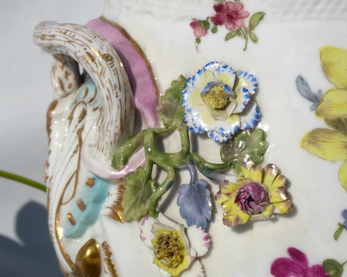 19th Century Saxony Porcelain Planter, Carl Theme Napoleon III Flowers Meissen Style-photo-2