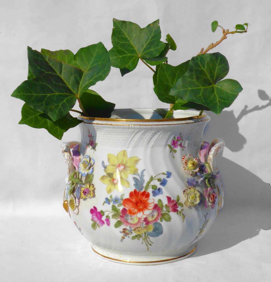 19th Century Saxony Porcelain Planter, Carl Theme Napoleon III Flowers Meissen Style
