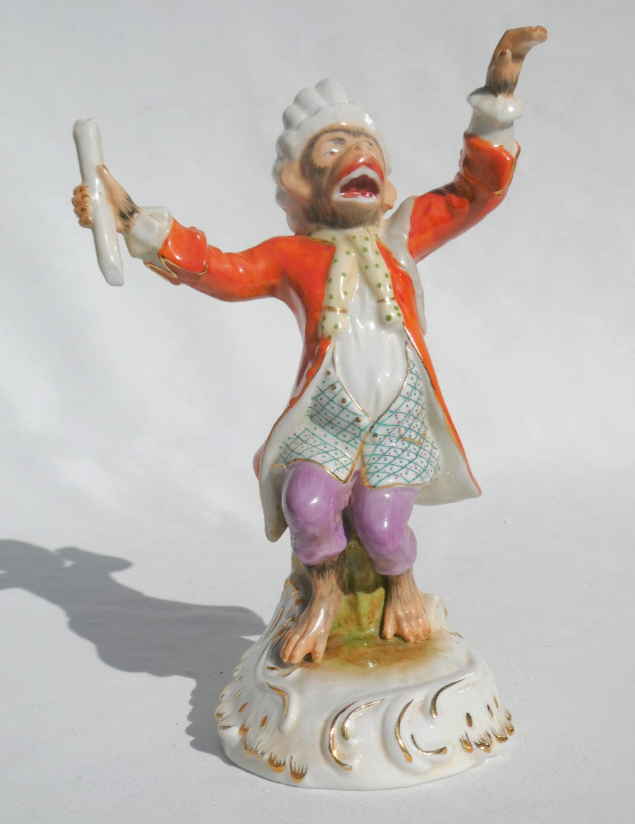 Sujet En Porcelaine De Saxe / Meissen Le Singe Musicien Style XVIIIe Siecle , Chef d'Orchestre