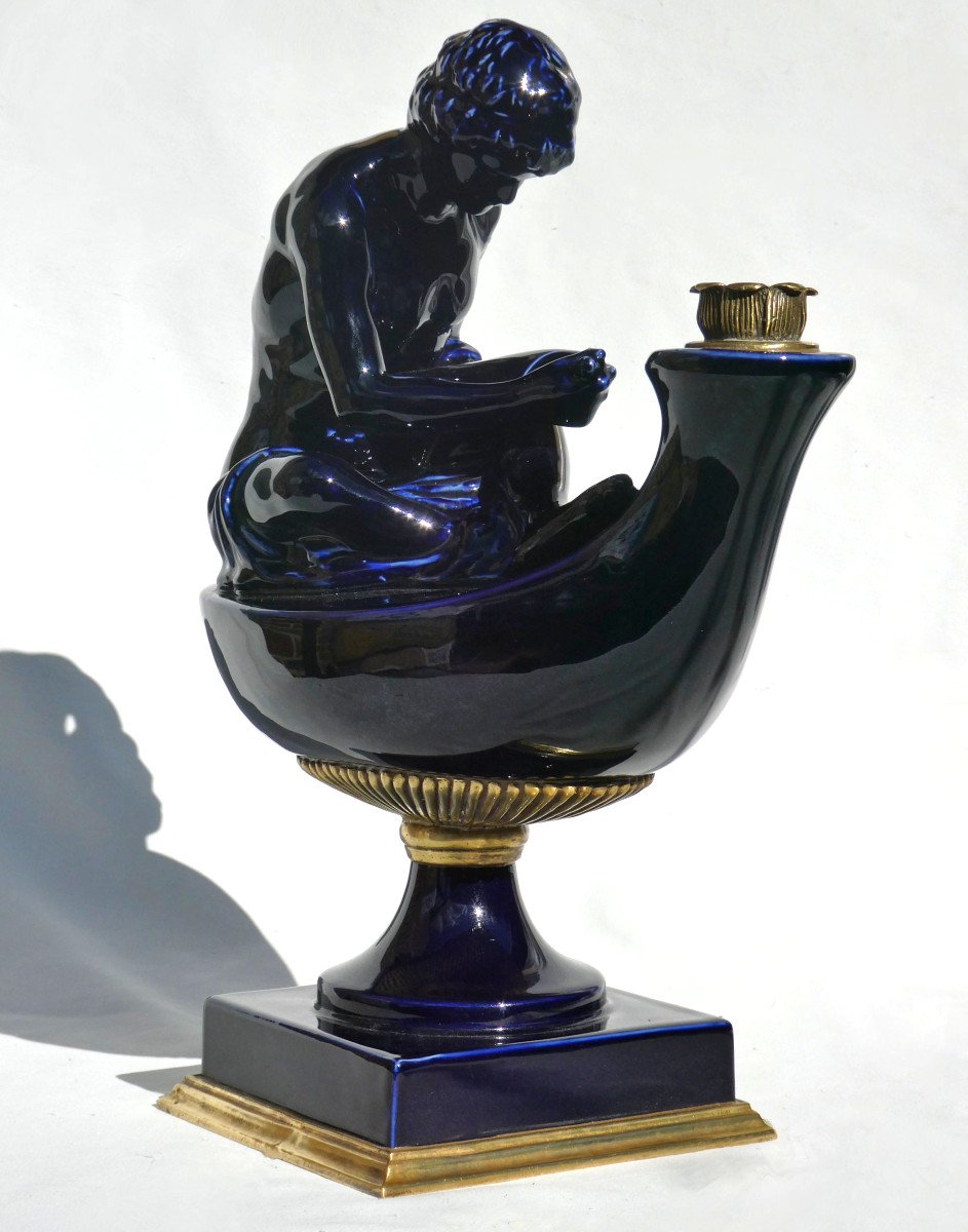 After Thomire, Large Cobalt Blue Porcelain Candlestick / Oil Lamp, 19th Century Empire Style-photo-5