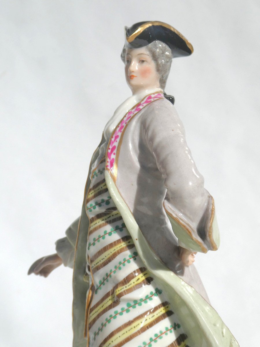 German Porcelain Subject, Meissen Style, 19th Century, Elegant Louis XV Marquis-photo-1