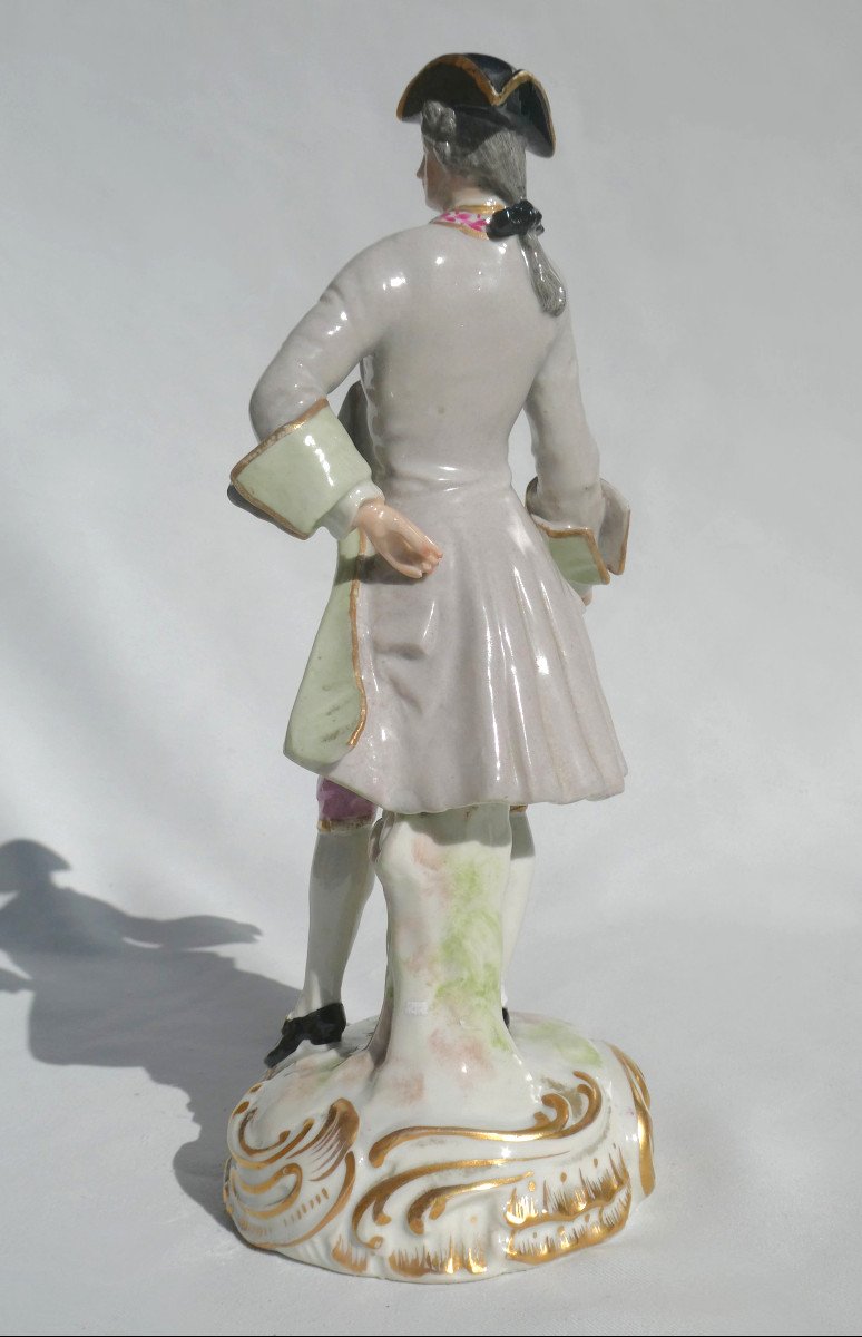 German Porcelain Subject, Meissen Style, 19th Century, Elegant Louis XV Marquis-photo-2