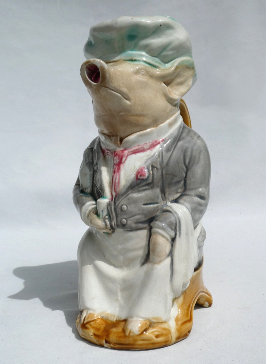 19th Century Barbotine Pitcher, Pig, Le Maitre d'Hotel, Onnaing Earthenware Factory, 1900 Broc -photo-2