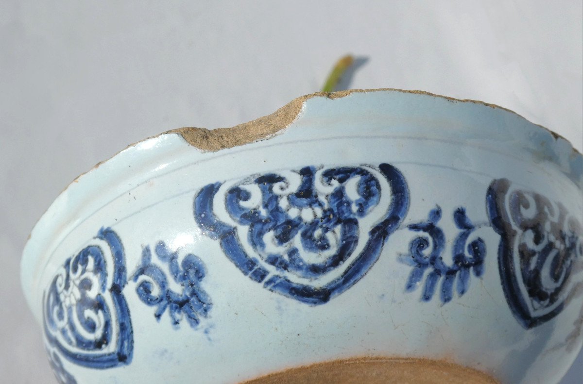 Child's Chamber Pot, Urinal In Lille / Rouen / Delft Earthenware, 18th Century, Shades Of Blue -photo-4