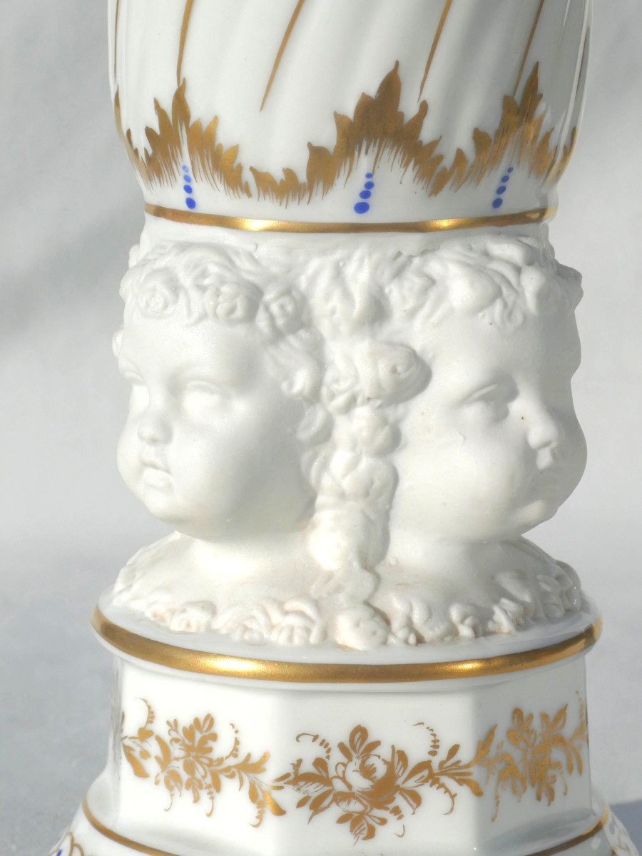 Vase Cornet En Porcelaine De Paris , Style Sevres , Biscuit Naturel , Têtes De Putti XIXe -photo-2