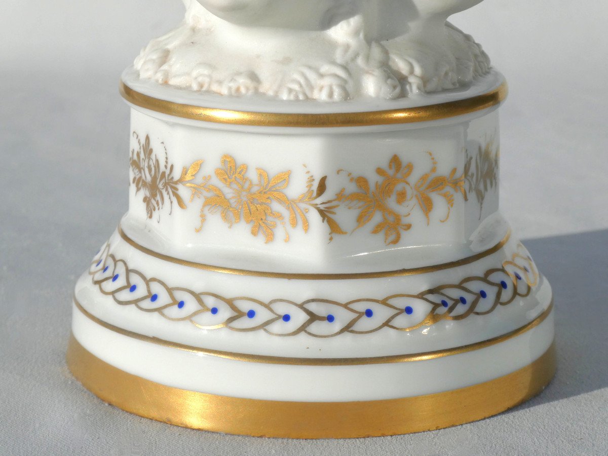 Vase Cornet En Porcelaine De Paris , Style Sevres , Biscuit Naturel , Têtes De Putti XIXe -photo-4