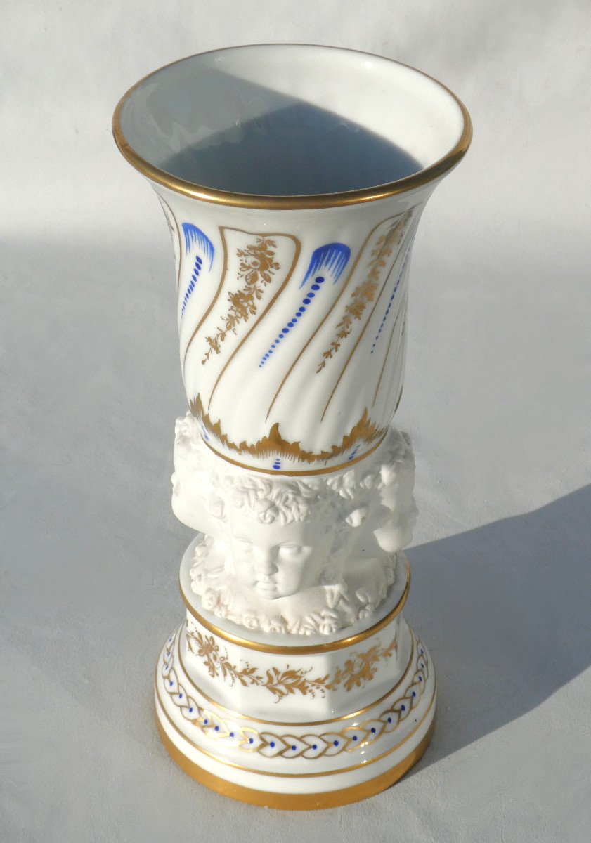 Vase Cornet En Porcelaine De Paris , Style Sevres , Biscuit Naturel , Têtes De Putti XIXe -photo-2