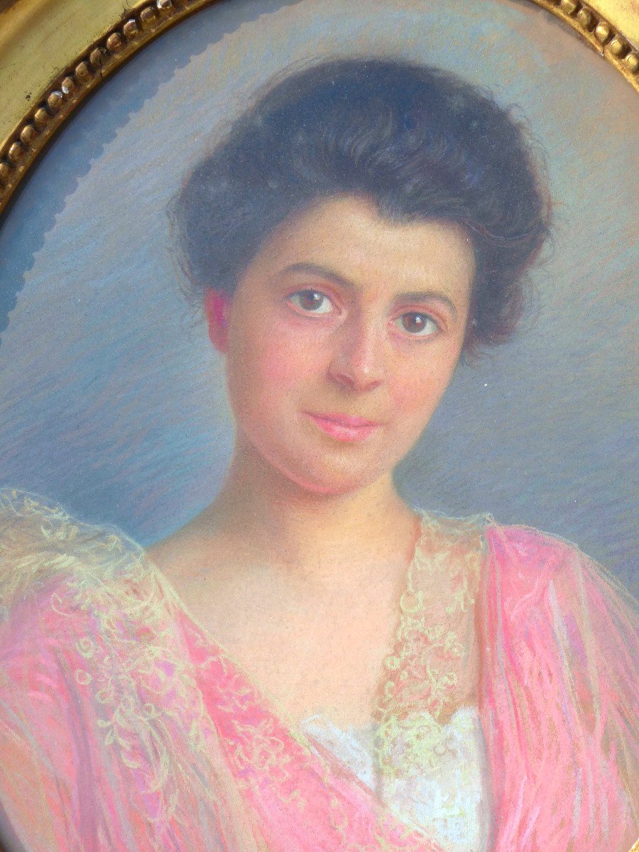 Portrait Of A Young Woman Art Nouveau Pastel Signed Jules Girardet, Golden Frame Dated 1910 Benezit-photo-2