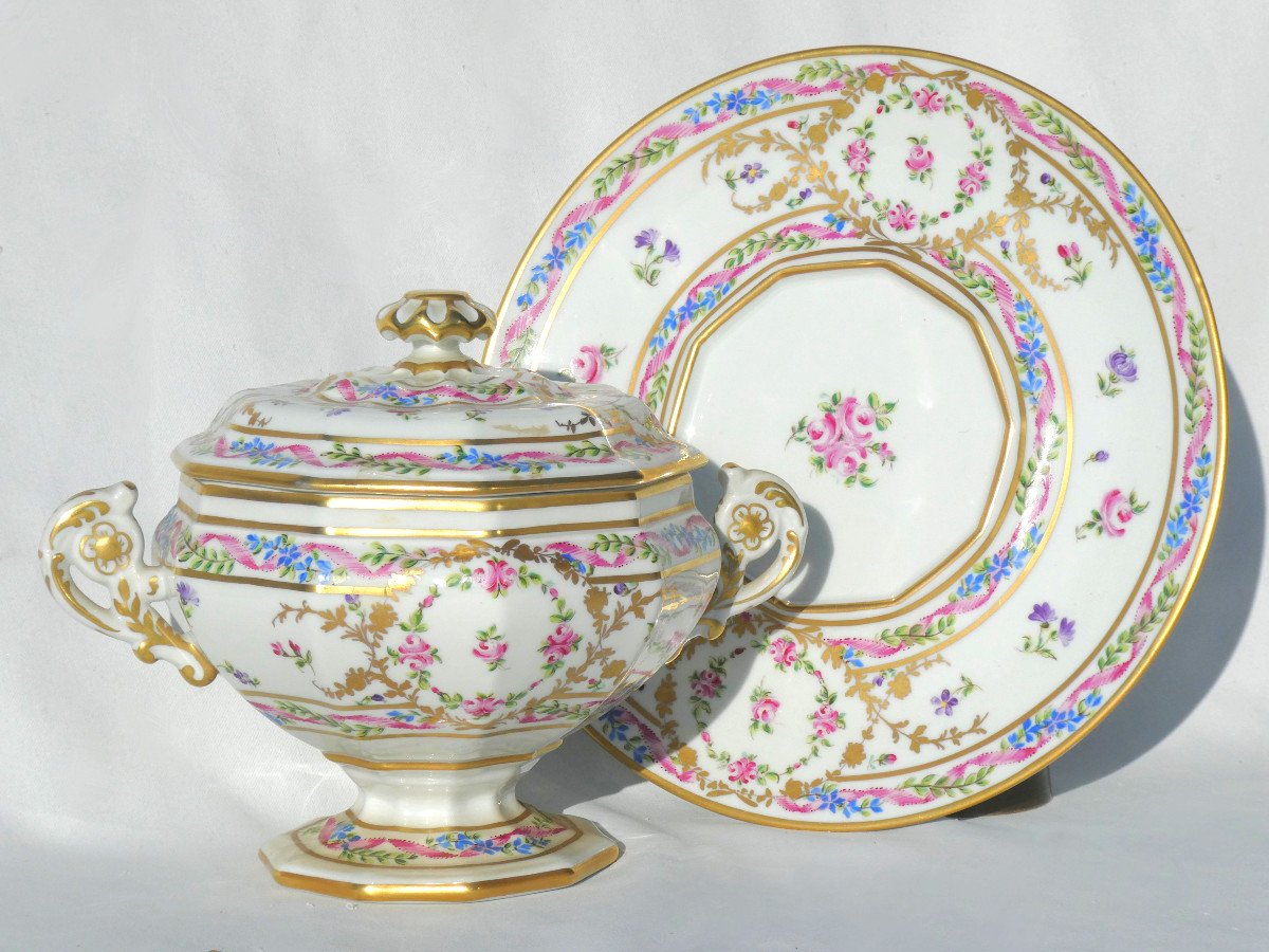 Drageoir En Porcelaine De Paris Sur Son Dormant , Style Marie Antoinette , Le Tallec , XVIIIe