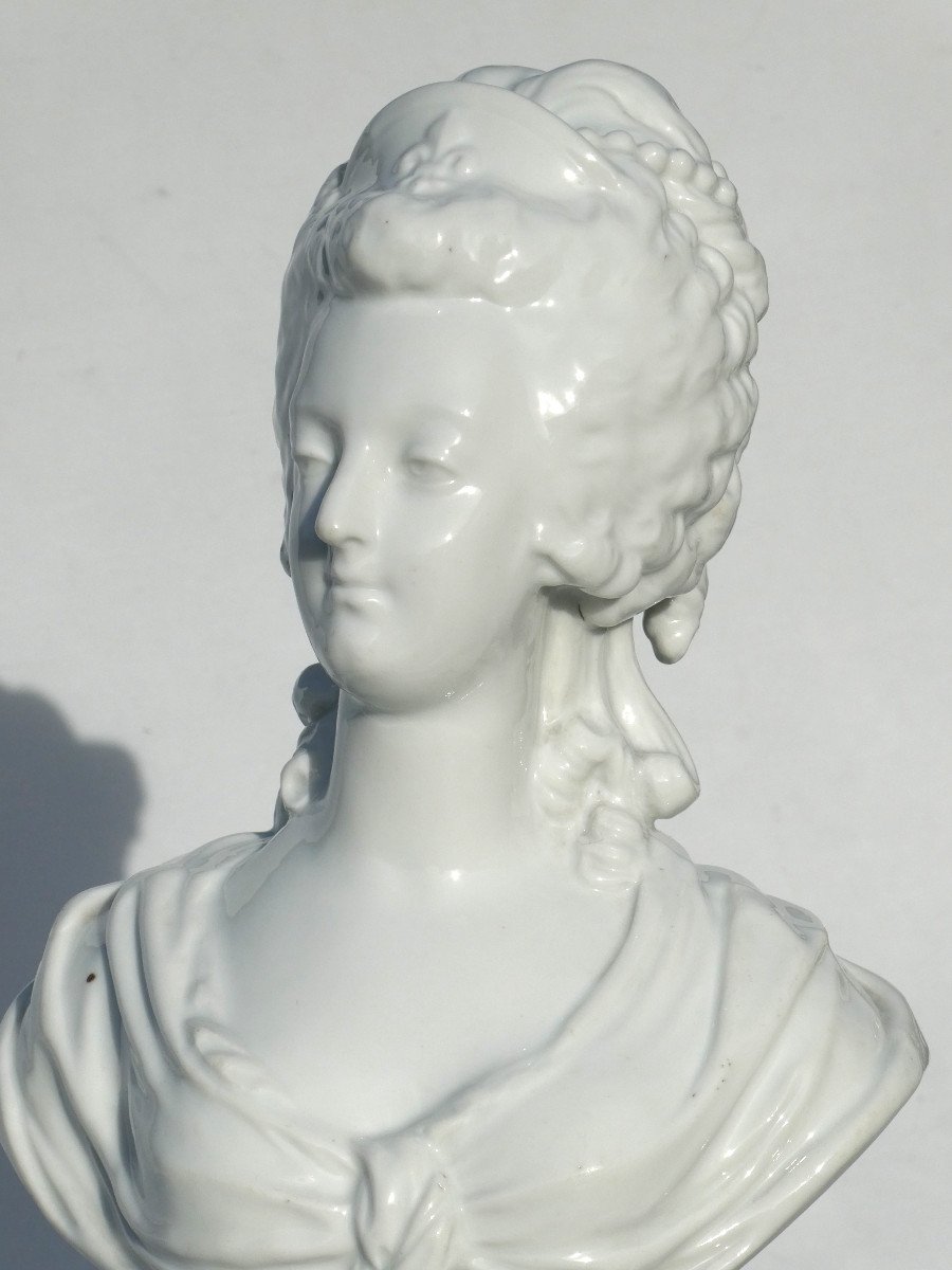 Buste De La Reine De France Marie Antoinette , Porcelaine Blanche XIXe , Royalisme-photo-4