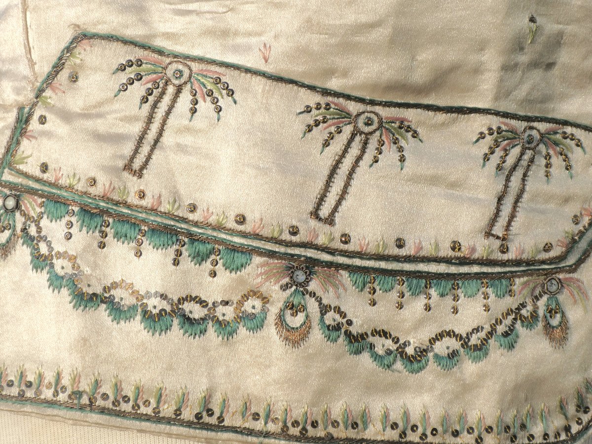 18th Century Men's Waistcoat, Embroidered Silk With Palm Tree Decor, Buttons, Louis XVI Period Costume-photo-7