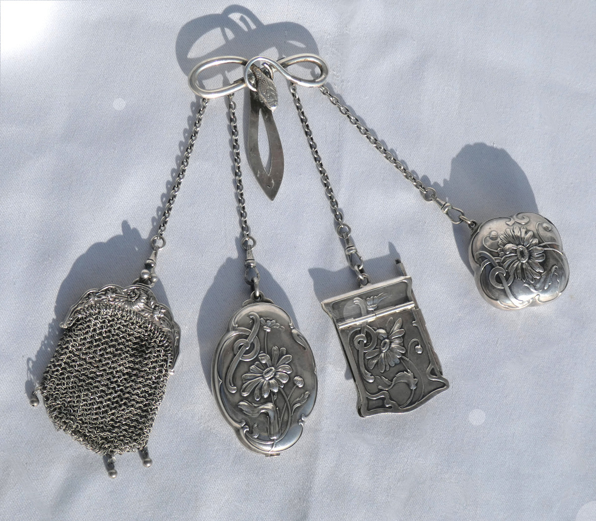 Chatelaine In Solid Silver, Art Nouveau Period, 1900 Dance Card Reticle, Mirror Powder Compact