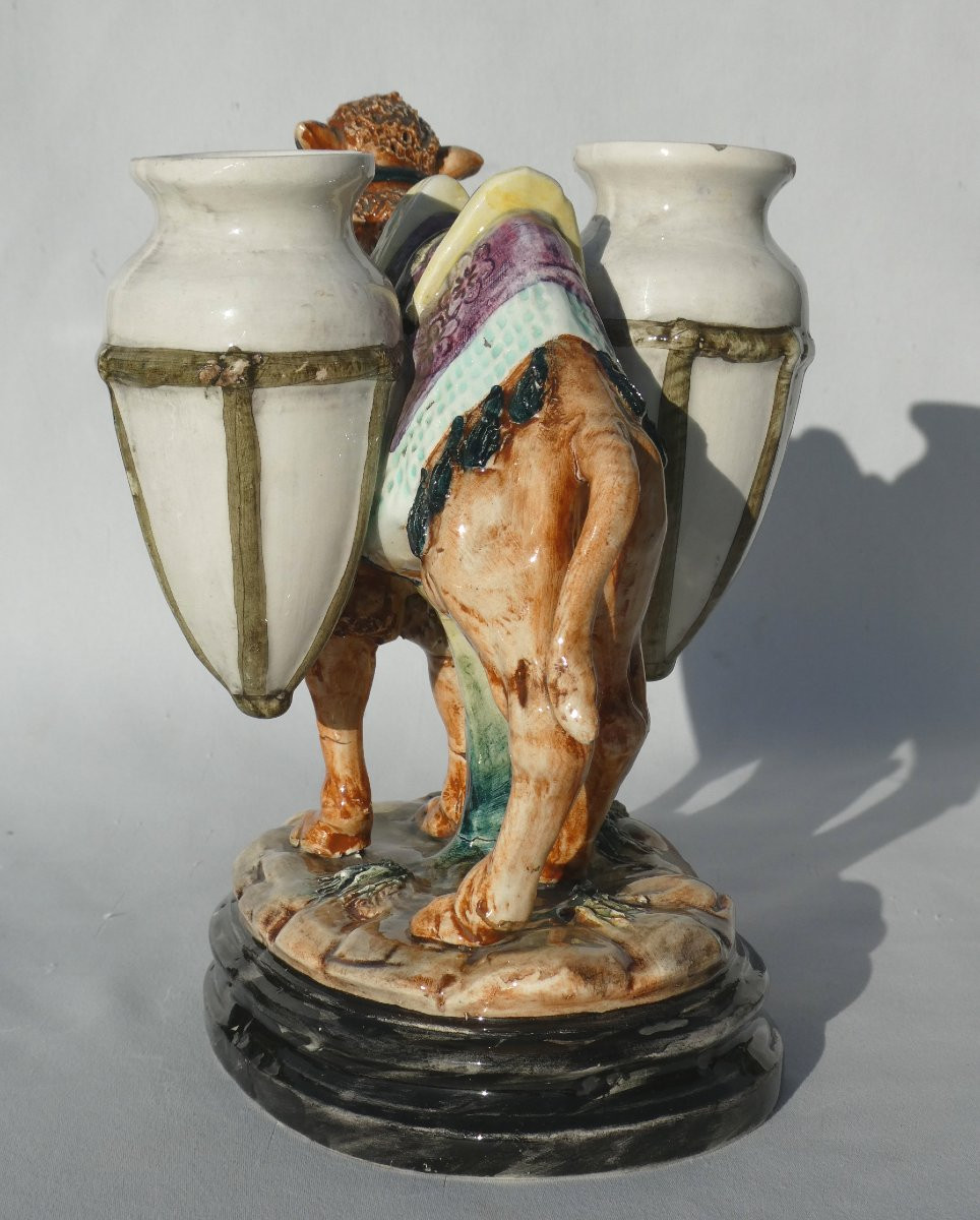 Orientalist Bouquetiere Napoleon III Period, 19th Century Barbotine, Camel With Jars Vase-photo-1