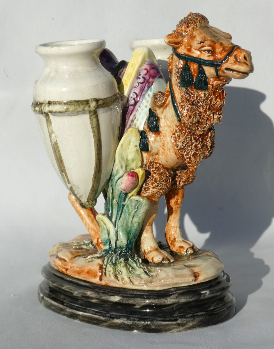 Orientalist Bouquetiere Napoleon III Period, 19th Century Barbotine, Camel With Jars Vase