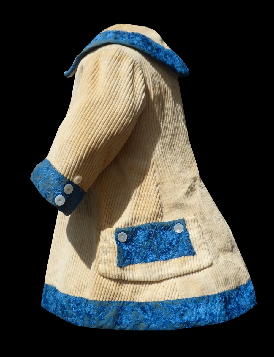 Robe à Tournure Manteau d'Enfant époque 1880 Velours Cotelé , Vêtement De Poupée , Costume XIXe