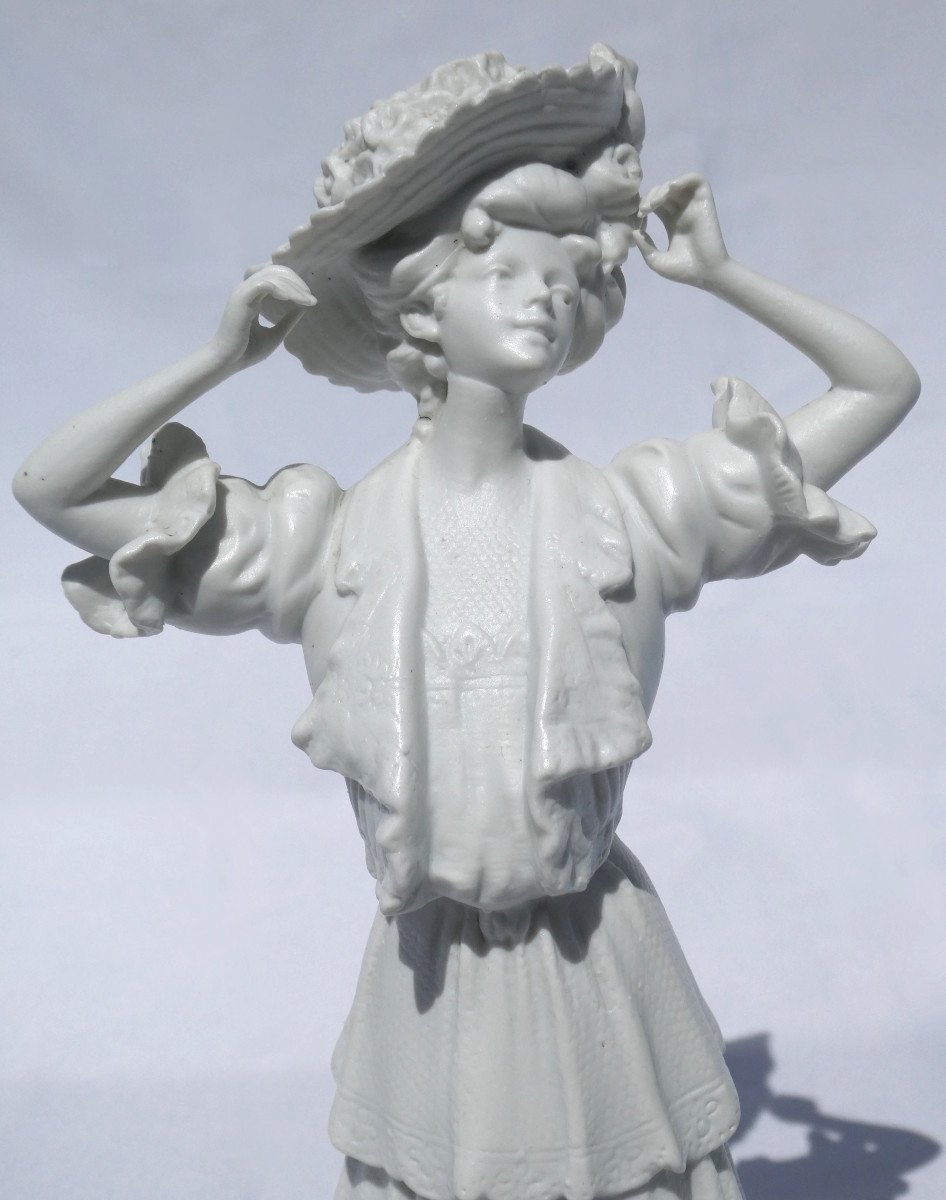 Natural Biscuit Sculpture, Young Woman With Hat Around 1900, Elegant / Nineteenth Fashion Gibson Girl-photo-7