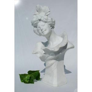 Bust In Natural Bisque , Young Woman In Art Nouveau Style, Circa 1900, 19th Century, Signed