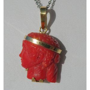 Pendentif En Corail Rouge & monture or Tête à l'Antique De Jeune Femme , Profil Style Grand Tour , XIXe