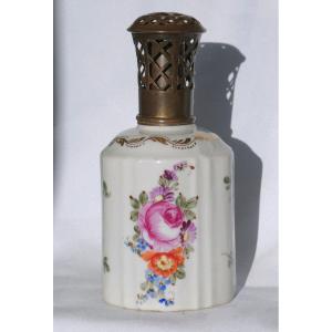 Lampe Berger En Porcelaine De Limoges , Décor De Bouquets De Fleurs 