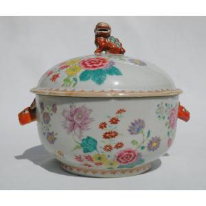 Tureen Terrine Chinese Porcelain Qianlong Period 18th Famille Rose Compagnie Des Indes