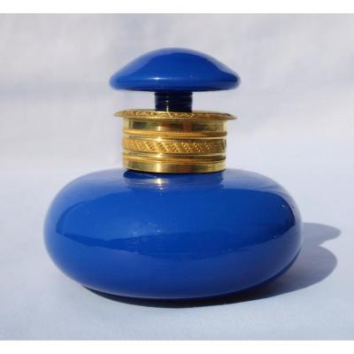 Perfume Bottle Opaline Blue, Louis Philippe / Charles X, Gilt Bronze Nineteenth Melissa