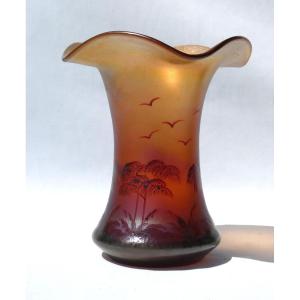 Vase Irisé Décor Orientaliste En Verre Emaillé ,  Beyermann And Co Haida , Loetz Vessiere 1900