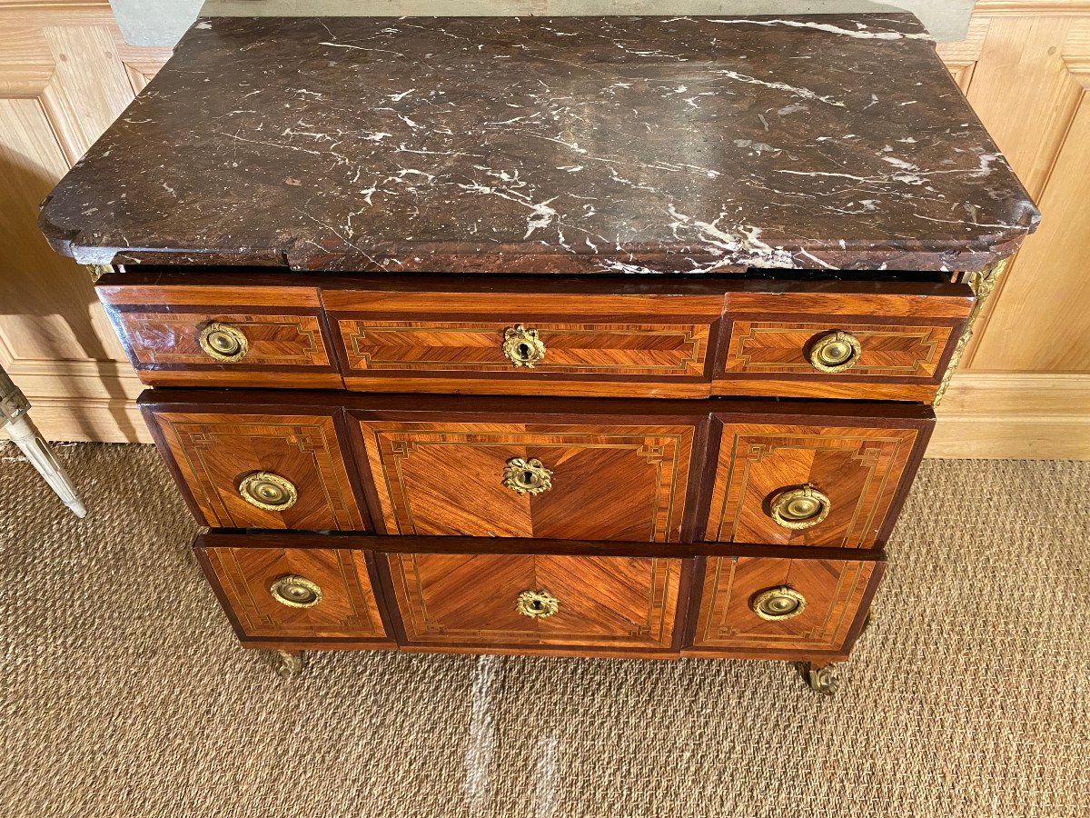 Elegant Transition Chest Of Drawers From The Louis XV - Louis XVI Periods-photo-2