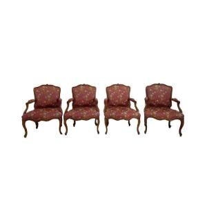 Elegant Set Of Four Large Armchairs With Flat Backs In Natural Wood, Louis XV Period