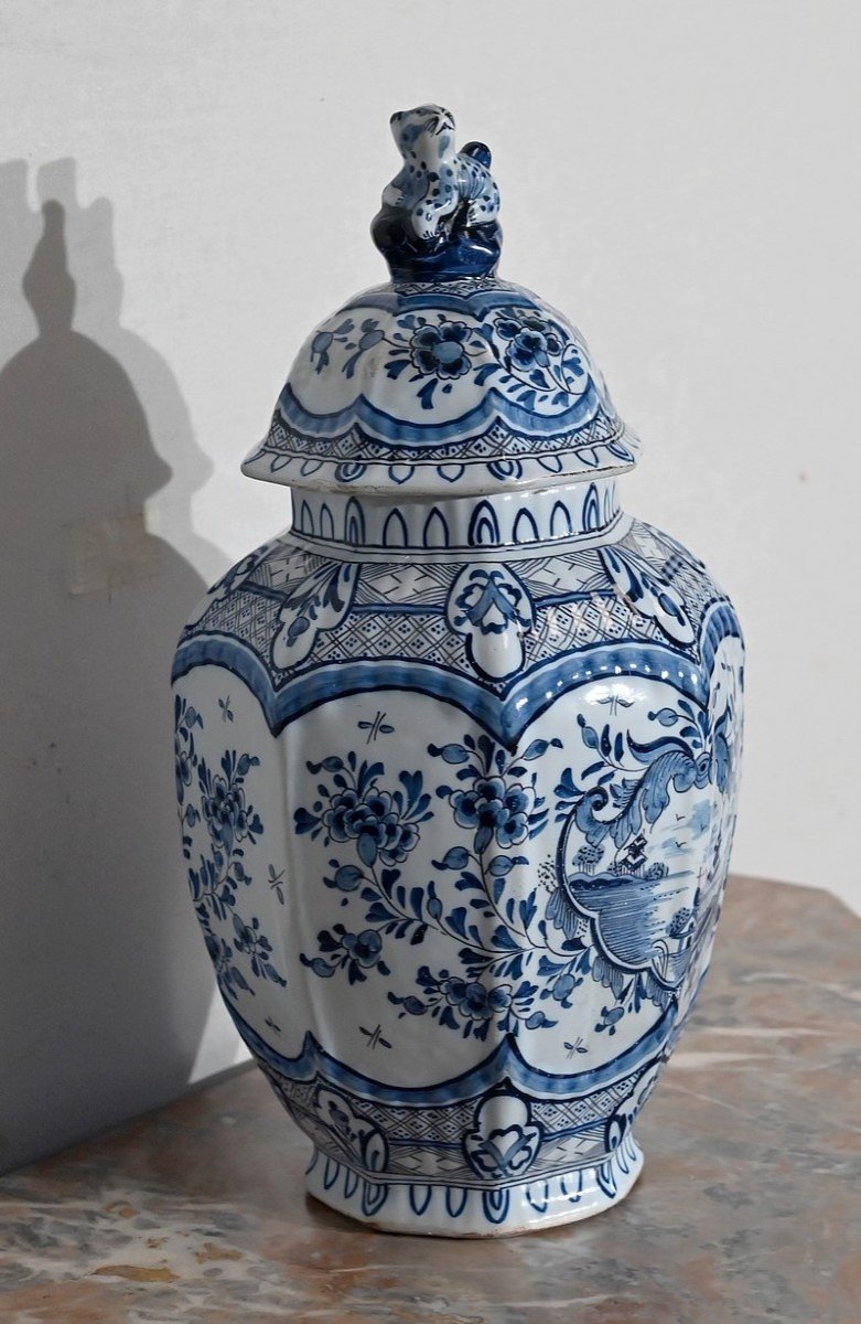 Delft Earthenware Vase - Early Twentieth-photo-2