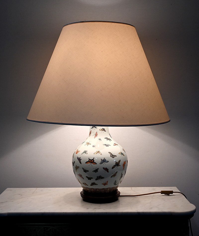 Important “butterfly” Lamp In Chinese Porcelain – 1960-photo-3