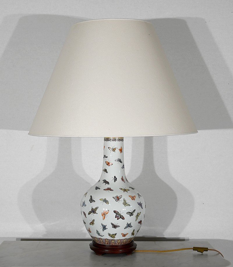 Important “butterfly” Lamp In Chinese Porcelain – 1960