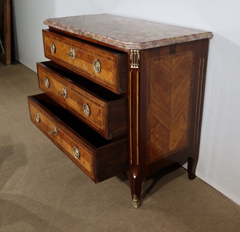 Petite Commode En Marqueterie De Bois Précieux, Estampillée C-m. Magnien, époque Louis XVI – XV-photo-2