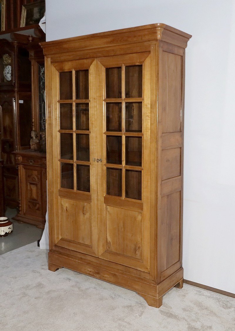 Library Cabinet In Solid Cherry - Late Nineteenth-photo-2