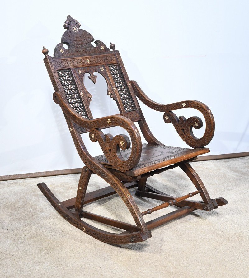 Syrian Rocking Chair In Walnut – Late 19th Century