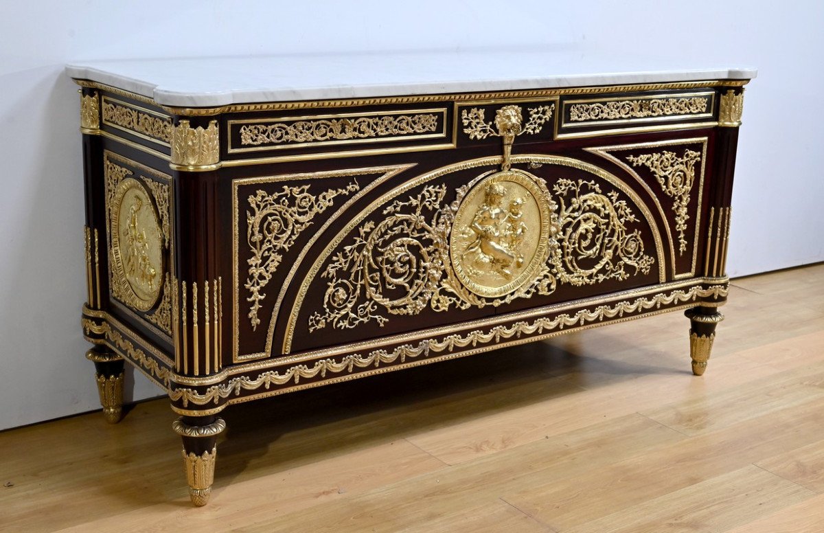 Commode D’apparat « Marie-antoinette » En Acajou, D’après G.benneman Et J.stöckel – Début XXe