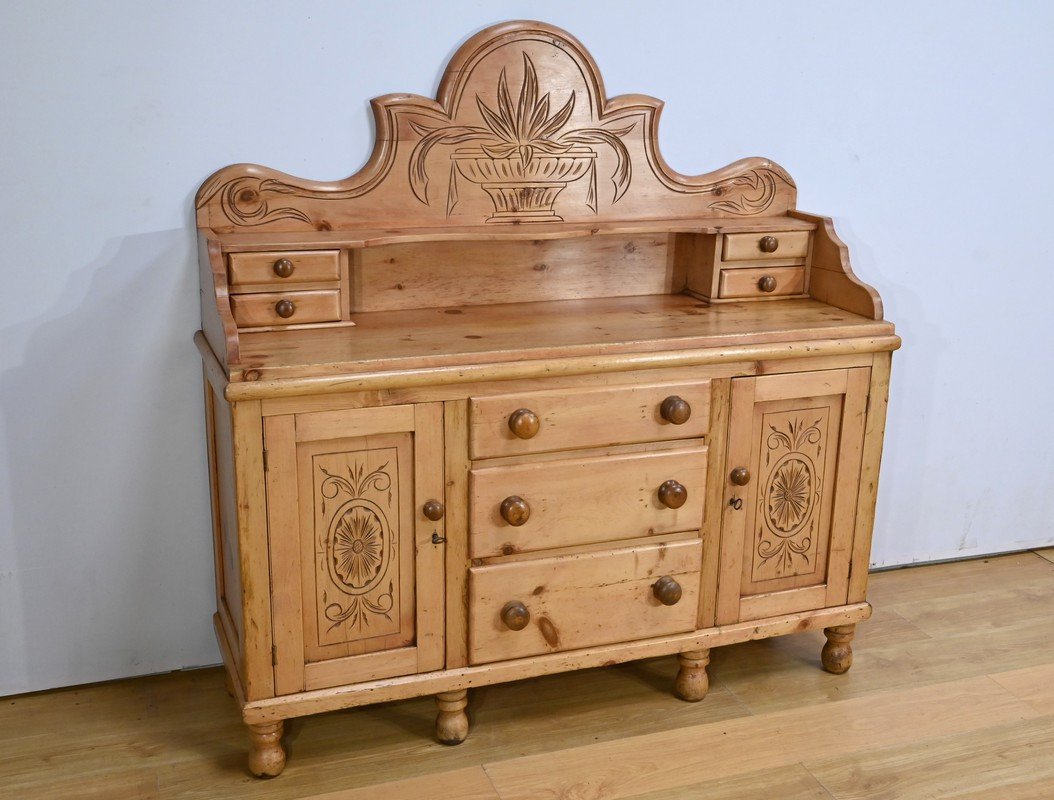 Pine Sideboard, Wales - 1920-photo-2