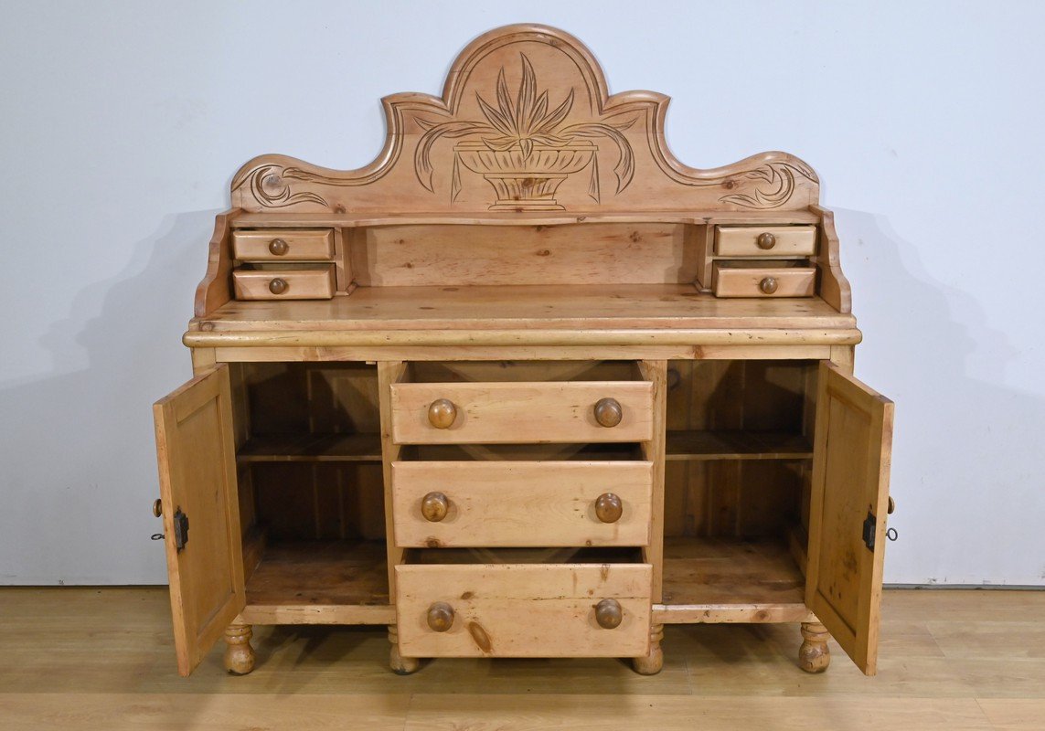 Pine Sideboard, Wales - 1920-photo-3