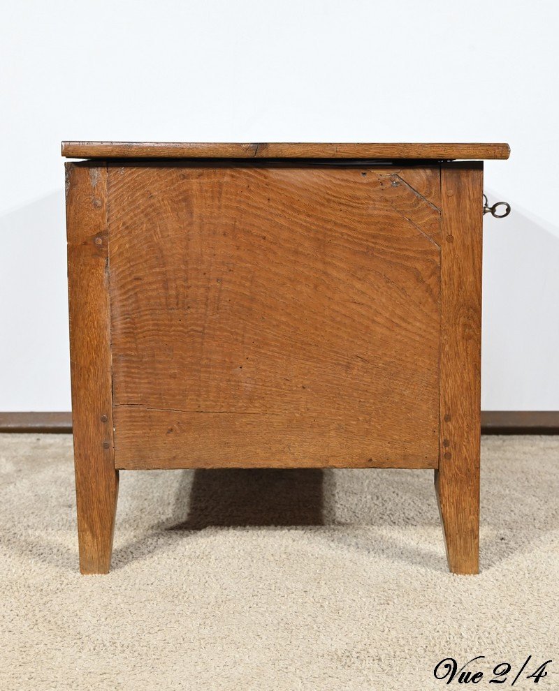 Oak Community Chest – Late 19th Century-photo-3