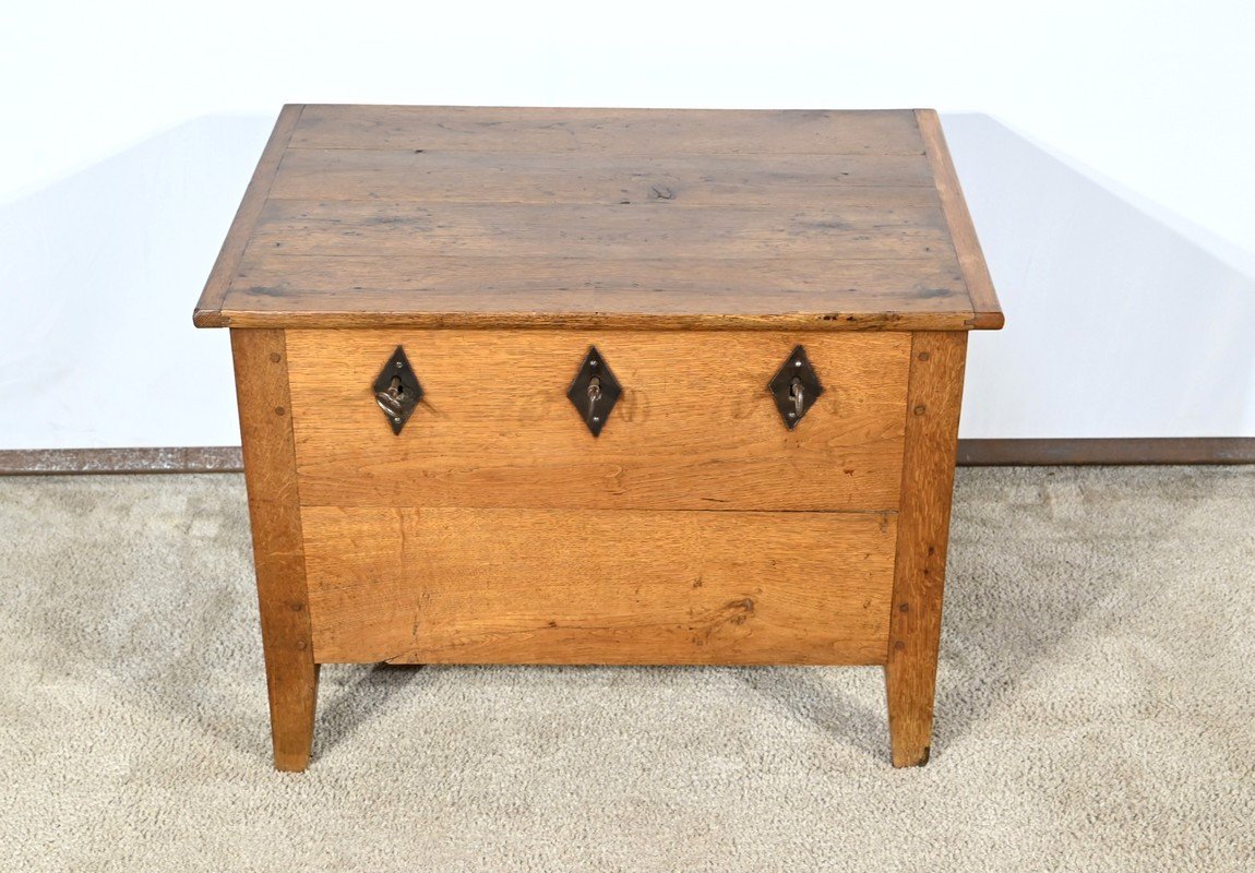 Oak Community Chest – Late 19th Century