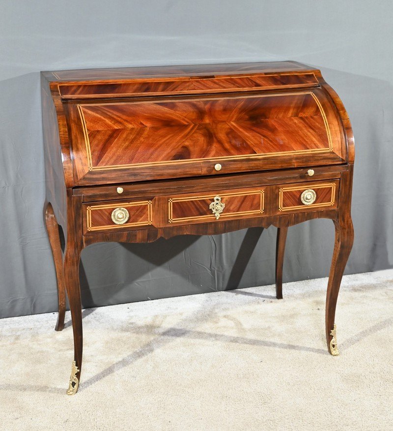 Louis XV Period Mahogany And Rosewood Cylinder Desk – Part 1, 18th Century