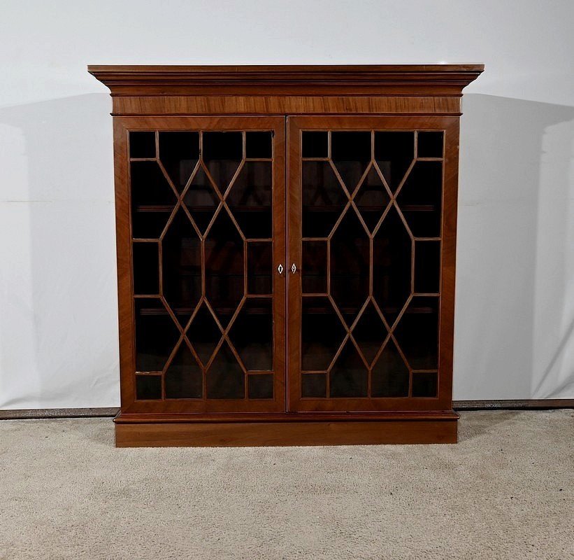 Small English Mahogany Display Cabinet, Georgian Style – Late 19th Century