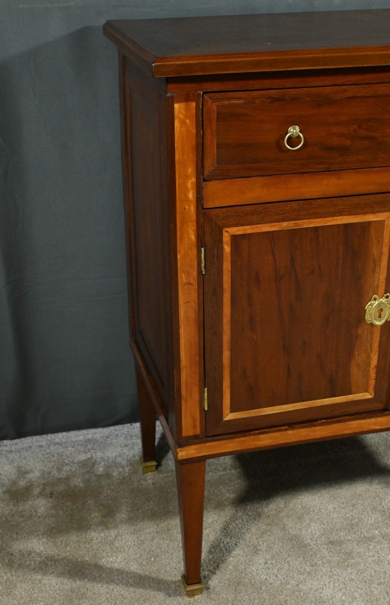 Small Mahogany And Lemon Tree Buffet – Part 1 20th Century-photo-4