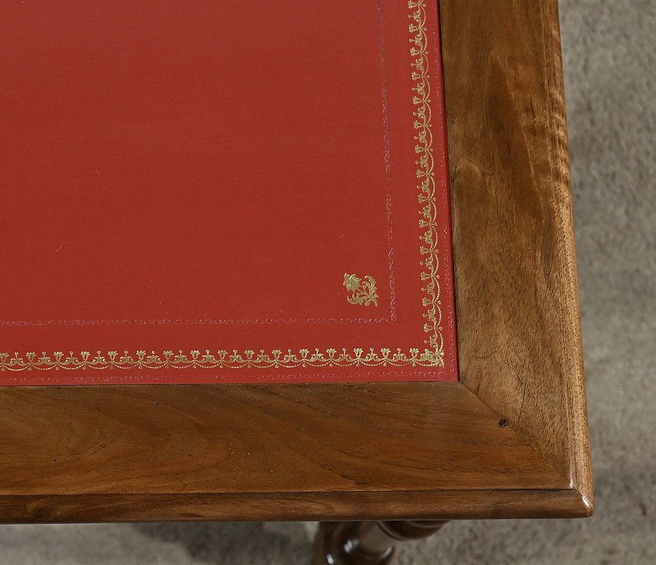 Petite Table En Noyer Massif, Style Louis XIII / Louis XIV – Début XIXe-photo-1