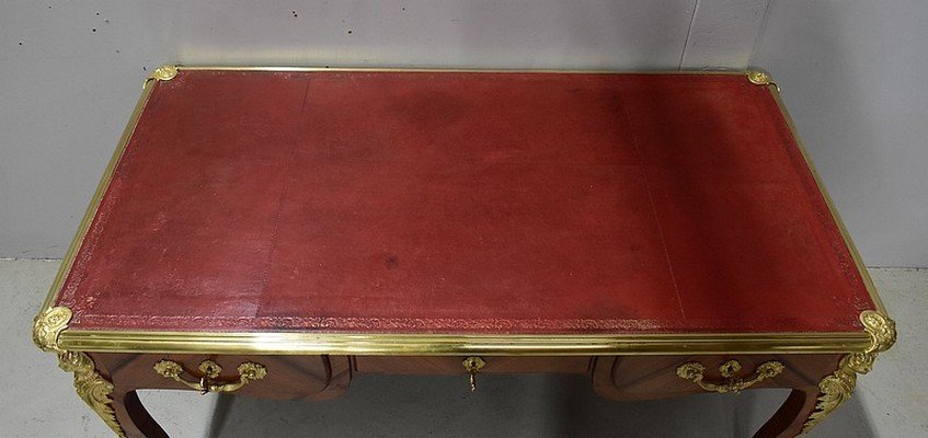 Ceremonial Desk In Rosewood Veneer, Louis XV Style - Nineteenth-photo-1