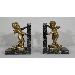 Pair Of Bookends In Regulates And Marble - Late Nineteenth